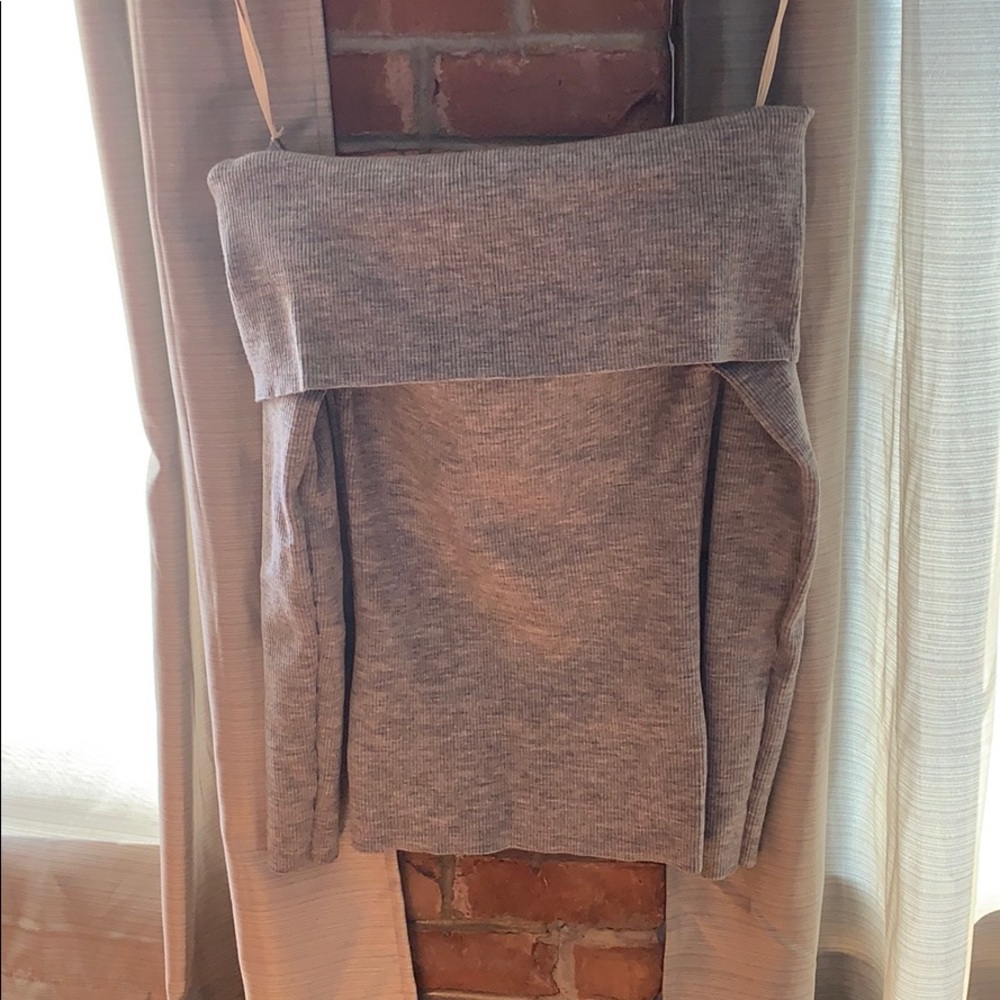 Aritzia S